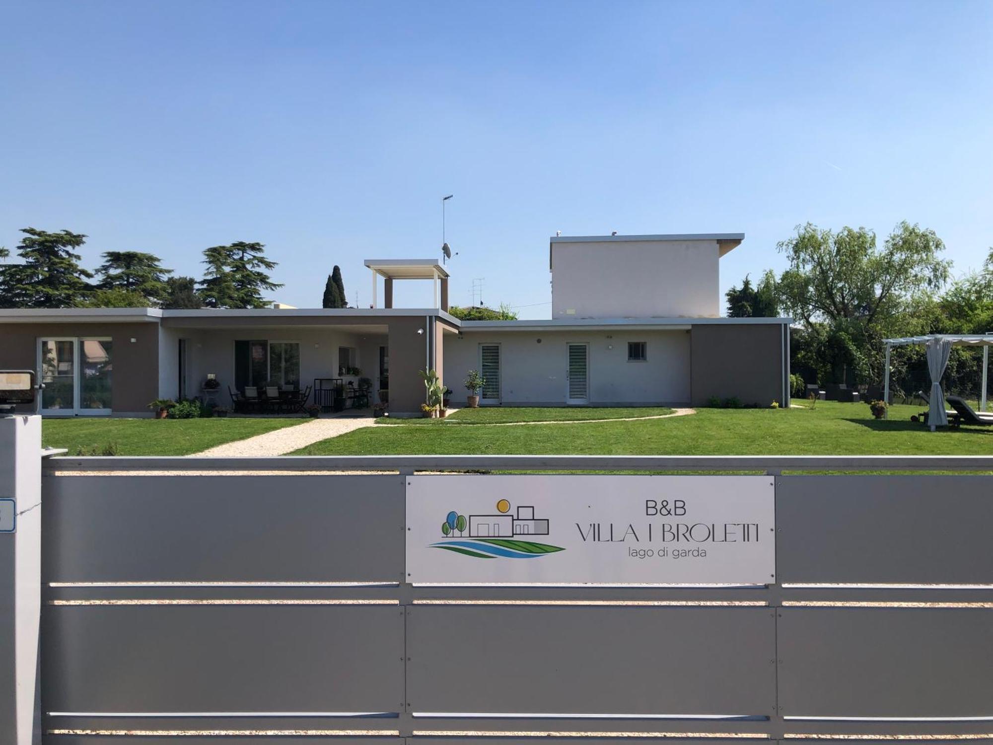 I Broletti Del Garda Ξενοδοχείο Pacengo Di Lazise Εξωτερικό φωτογραφία