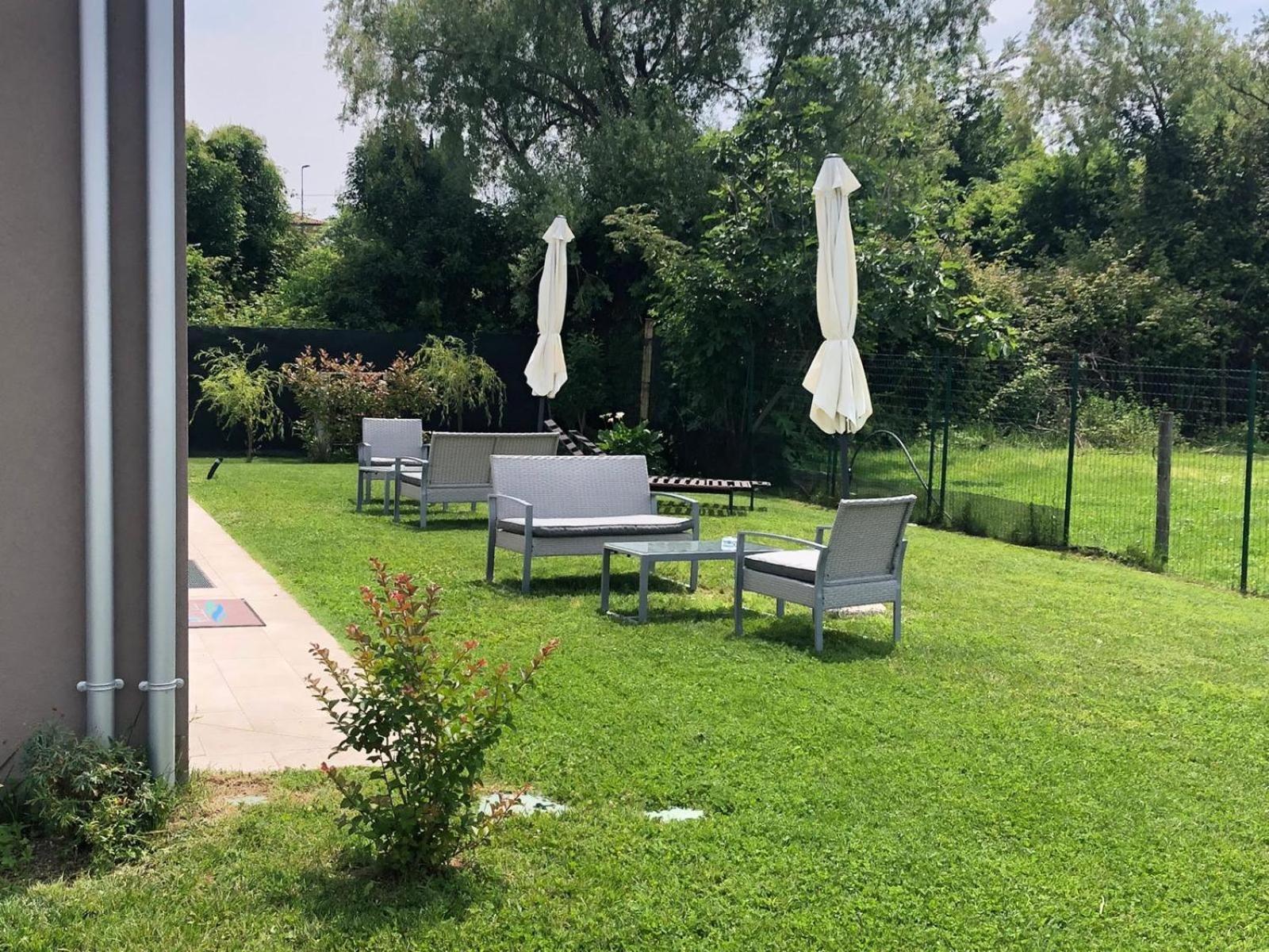 I Broletti Del Garda Ξενοδοχείο Pacengo Di Lazise Εξωτερικό φωτογραφία